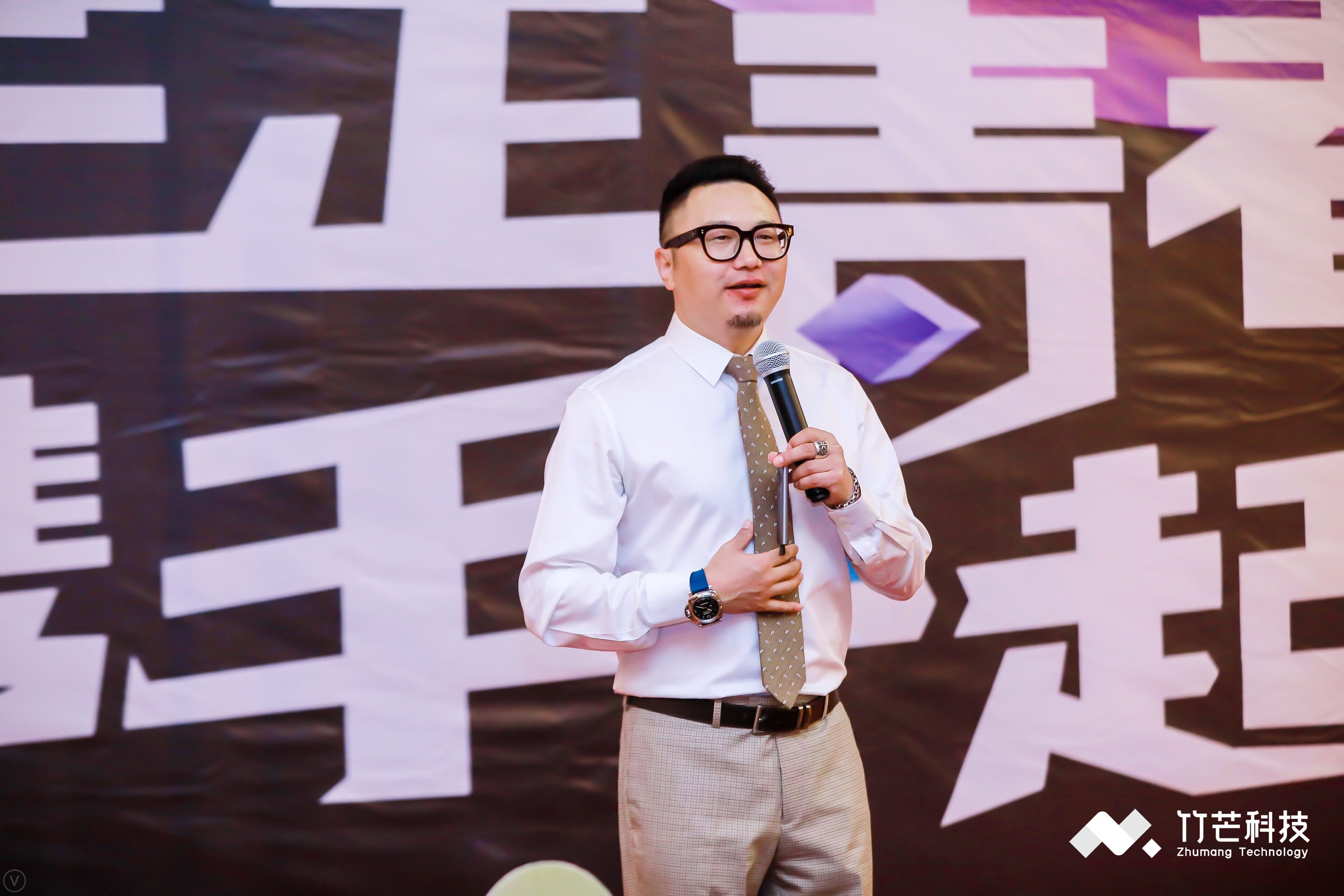 領(lǐng)導(dǎo)帶好團(tuán)隊(duì)的5個法則之四:讓規(guī)則得到更好的執(zhí)行